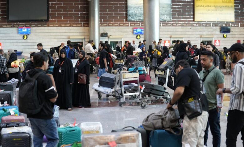 مطار النجف يوقف الرحلات الإيرانية مؤقتاً بسبب إغلاق الأجواء