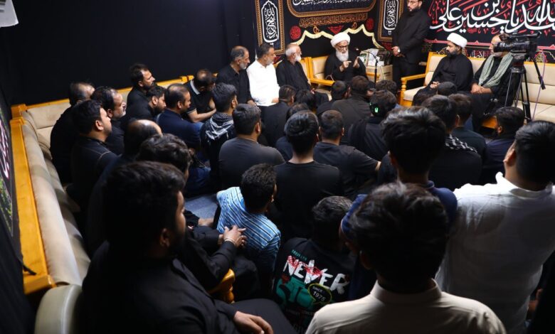 آية الله النجفي يؤكد أهمية التمسك بالثقلين في النهج الإسلامي القويم