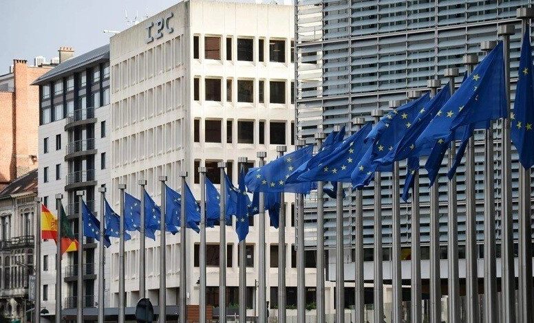 أوروبا تبحث إنشاء منطقة عازلة بعمق 40 كيلومتراً في أوكرانيا للسلام