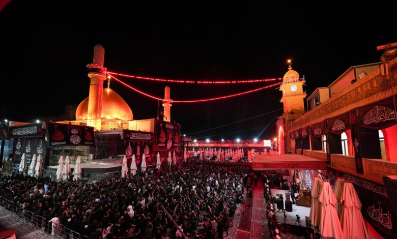 العتبة العسكرية المقدسة ترفع راية الحزن استعداداً لذكرى استشهاد الإمام الحسن العسكري (ع)