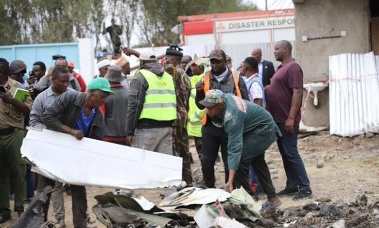 ستة قتلى بعد سقوط طائرة إسعاف كينية قرب نيروبي