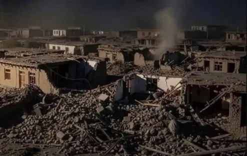 زلزال مدمر يودي بحياة 500 شخص ويصيب ألف آخرين في شرق أفغانستان