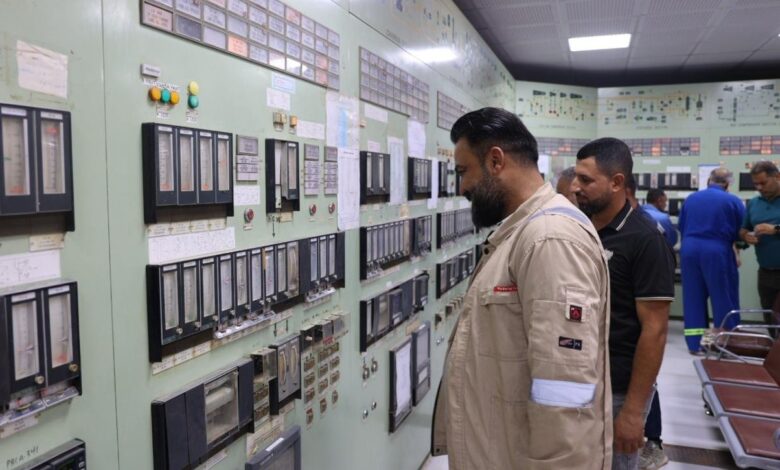 وزارة الصناعة تستأنف إنتاج سماد اليوريا بطاقة ألف طن يومياً بعد توقف 3 أشهر