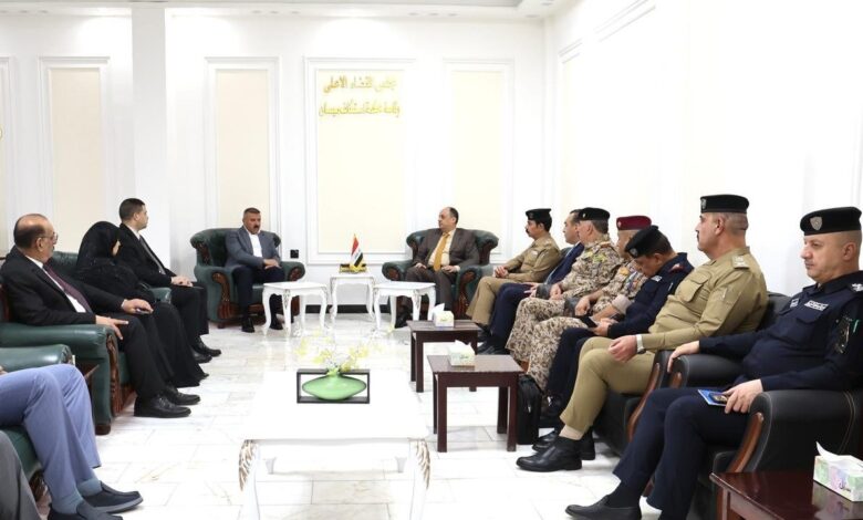 وزير الداخلية يبحث تسريع تنفيذ أوامر القبض وملاحقة المجرمين مع رئيس استئناف ميسان