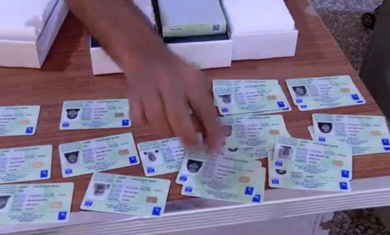 انتخابات ذي قار تستلم 128 ألف بطاقة ناخب وأجهزة اقتراع إلكترونية