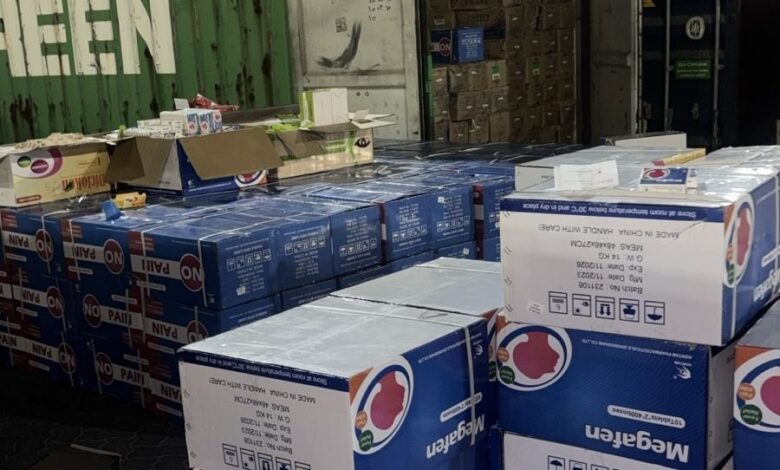 السلطات العراقية تضبط 3 حاويات أدوية مهربة في ميناء أم قصر الجمعة