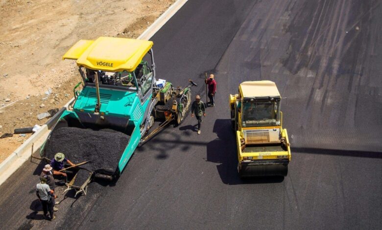 مشاريع طرق جديدة تعزز البنية التحتية في الكاظمية والتاجي وسبع قصور
