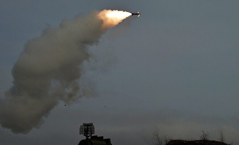 قوات الدفاع الروسي تدمر 117 طائرة مسيّرة أوكرانية في ليلة واحدة