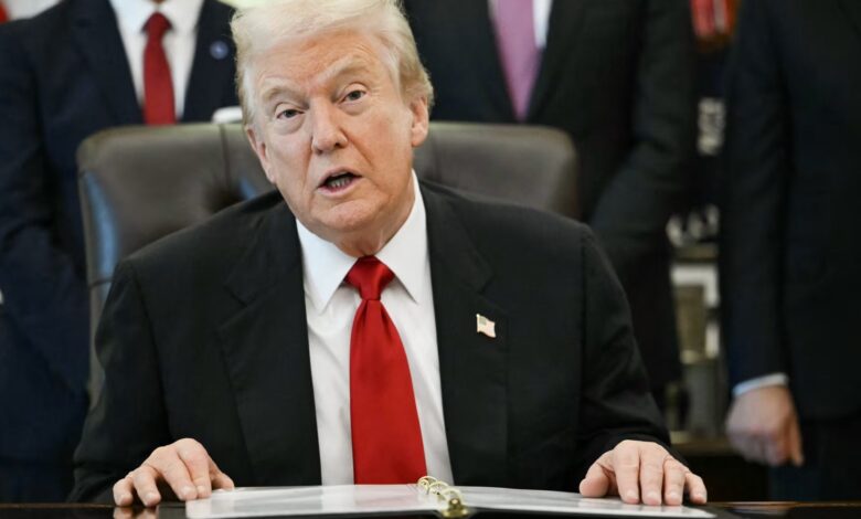 ترامب يتوقع نهاية قريبة للإغلاق الحكومي ويكشف خطة لتحديث النقل الجوي