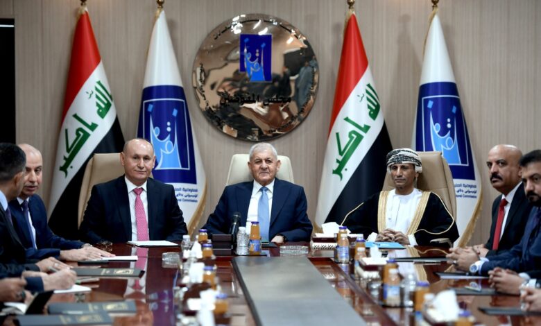 عبد اللطيف رشيد يتفقد مفوضية الانتخابات ويدعو العراقيين للمشاركة الواسعة