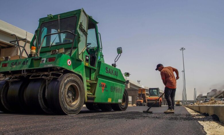 بابل تطلق مشاريع طرق استراتيجية توفر ٢٨ ألف فرصة عمل في المدن الصناعية والدوائية