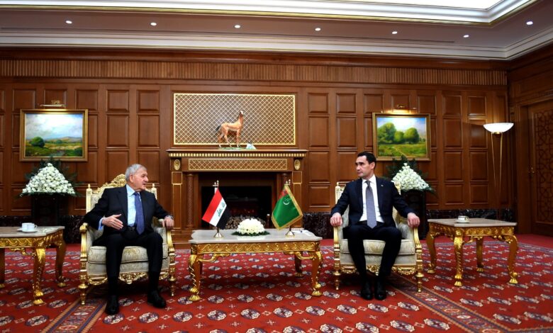 العراق وتركمانستان يستعدان لتعزيز العلاقات الثنائية خلال لقاء رئيسي الدولتين في عشق آباد