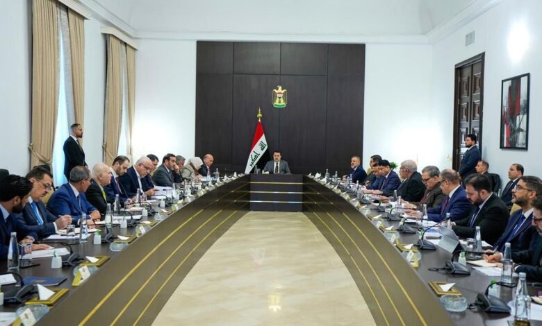 السوداني يأمر بمراجعة شاملة لرواتب الرئاسات وتقليص الإنفاق الحكومي 90%