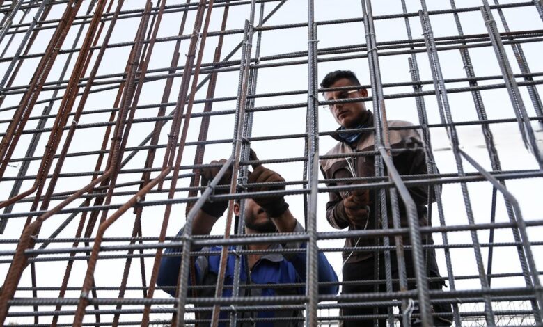 وزارة الإعمار تطبق آلية التعاقد الجديدة لضمان استمرار المشاريع