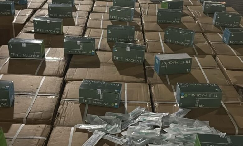 ضبط مستلزمات طبية مهربة في ميناء أم قصر الشمالي بالعراق