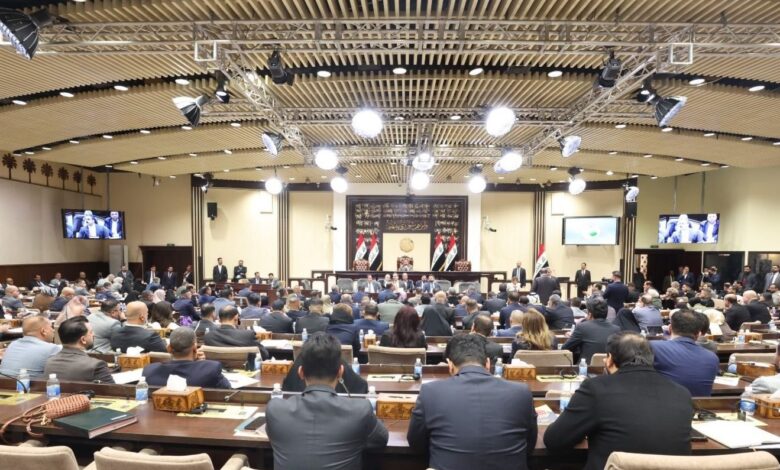 الحلبوسي يفتتح الجلسة الرابعة للبرلمان العراقي بحضور 222 نائباً