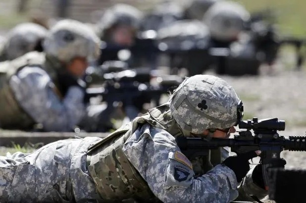 قوات دلتا الأمريكية تعتقل الرئيس الفنزويلي مادورو وزوجته في عملية عسكرية خاصة