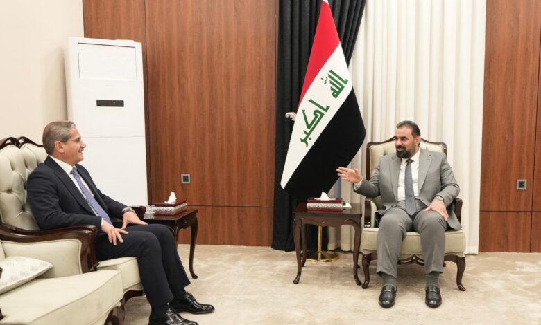 الحلبوسي واللامي يناقشان تطوير قوانين مكافحة الفساد وتعزيز الشفافية في المؤسسات