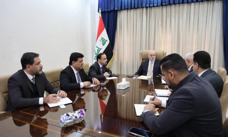 وزير البيئة يناقش خطط إدارة النفايات المستدامة مع أمانة بغداد