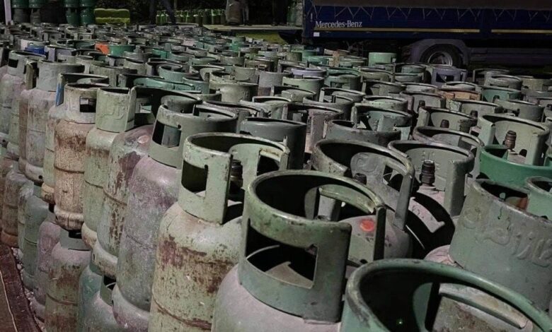 النفط تؤكد توفر أسطوانات الغاز بكثرة وتنفي وجود أي أزمة في التوريد