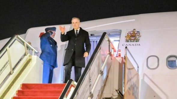 كندا تسعى لتعزيز التجارة مع الصين في زيارة تاريخية لرئيس الوزراء