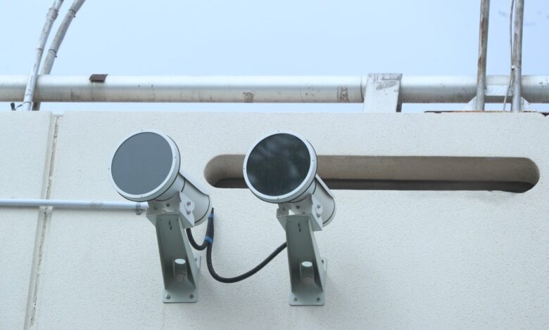 المرور العراقية تؤكد دقة الكاميرات الذكية وتحذر من إضاءة البروجكتر