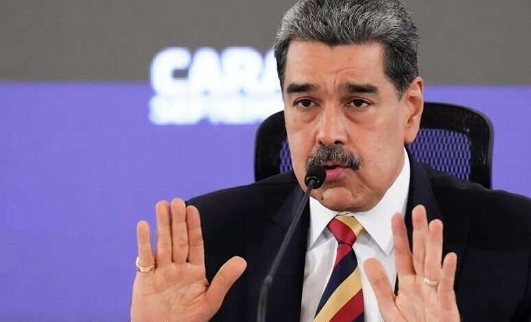 مادورو يدعو أمريكا للاستثمار في النفط الفنزويلي اليوم رغم التوترات الأخيرة