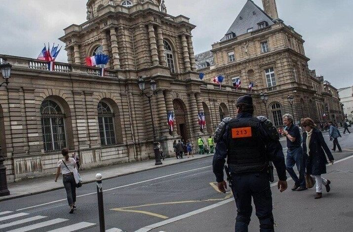 حكومة ليكورنو تنجو من حجب الثقة البرلماني للمرة الثالثة في فرنسا