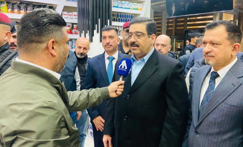 وزير التجارة يتعهد بانخفاض أسعار المواد الغذائية في رمضان ويحذر من الاستغلال