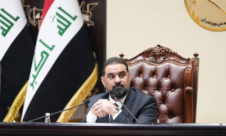 الحلبوسي يؤكد دعم الجيش العراقي ويشيد بدوره في حماية السيادة بالذكرى 105