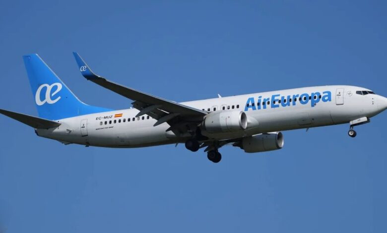 استئناف الرحلات الجوية الأوروبية إلى فنزويلا بعد إطاحة مادورو