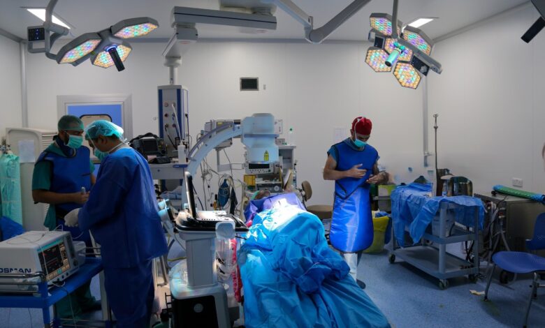 وزارة الصحة تفتتح 20 مستشفى جديداً وتعتمد استراتيجية الخدمات العلاجية المحلية