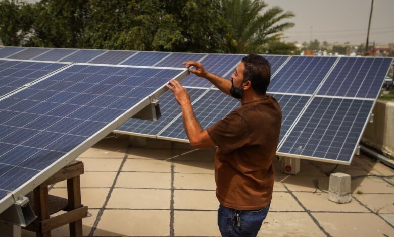 الطاقة الشمسية في العراق: تشغيل 150 مدرسة ومشروع 535 مبنى حكومي