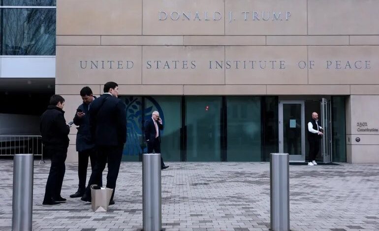 مجلس السلام الدولي يعقد اجتماعه الأول بواشنطن بحضور 40 دولة