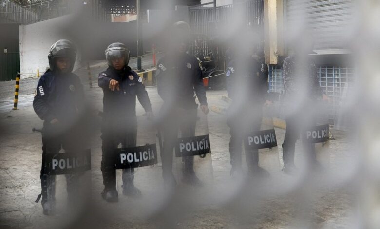 200 سجين سياسي في فنزويلا يبدؤون إضراباً عن الطعام للمطالبة بالعفو العام