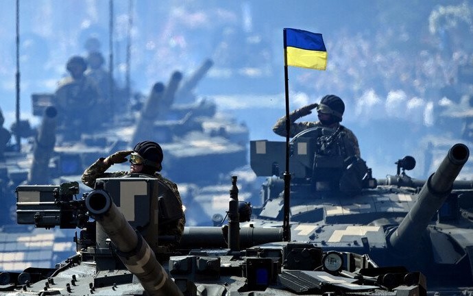 أوكرانيا تشن ضربات دقيقة على مواقع عسكرية ونفطية روسية في العمق