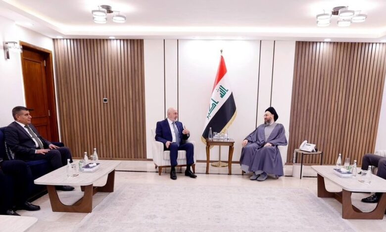 الحكيم يؤكد ضرورة الالتزام بالدستور ويدعو لتوحيد الموقف الكردي