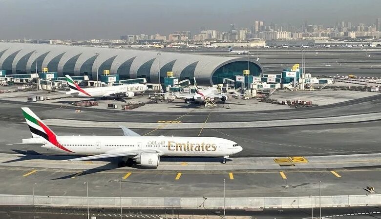 إصابة 4 أشخاص بسقوط مسيّرتين قرب مطار دبي الدولي