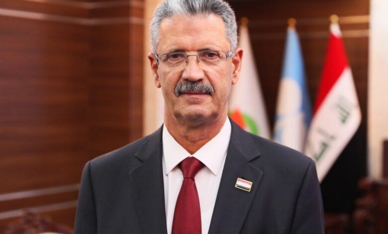 وزير النفط العراقي يؤكد توفر البنزين وغاز الطبخ في جميع المحطات يوم الجمعة