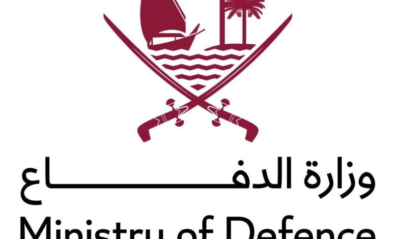 حادث مروحية قطر: سقوط طائرة عسكرية في المياه الإقليمية وعمليات البحث جارية عن الطاقم