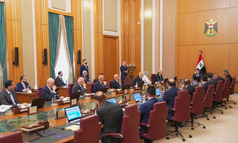 مجلس الوزراء العراقي يصدر قرارات هامة بشأن البنزين والطيران المدني