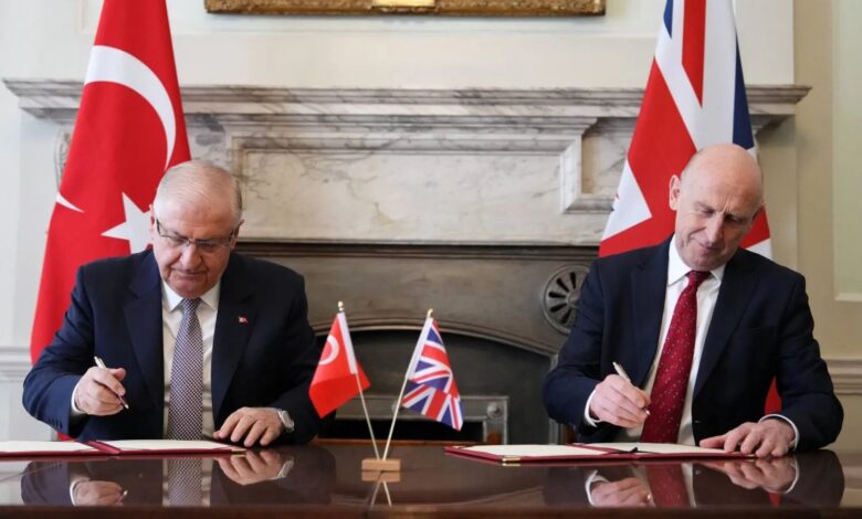 بريطانيا وتركيا توقعان صفقة دفاعية ضخمة بقيمة 8 مليارات جنيه