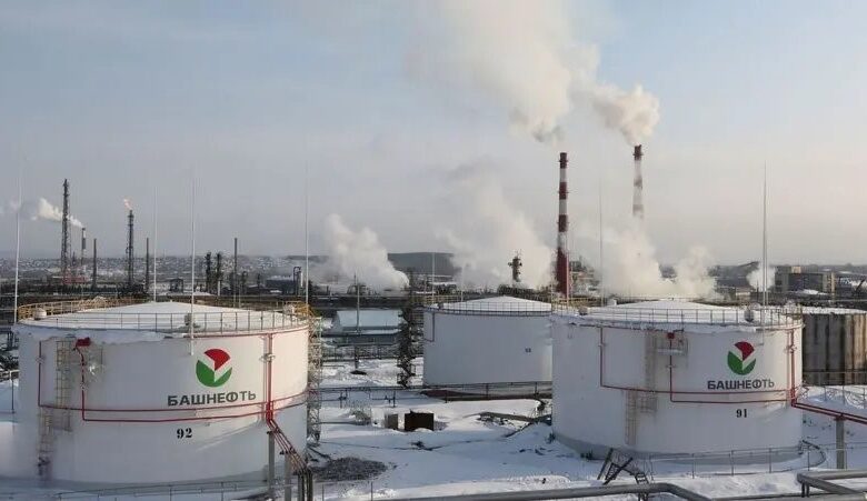 روسيا تحظر تصدير البنزين من أبريل لاستقرار أسعار الوقود المحلية