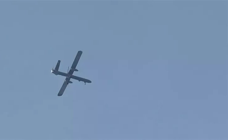 الدفاعات الجوية الإماراتية تتصدى لهجمات صاروخية ومسيرات اليوم الأحد