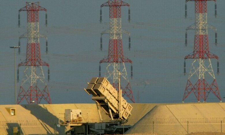 الدفاع الجوي السعودي يعترض 8 صواريخ باليستية استهدفت العاصمة والمناطق الحيوية