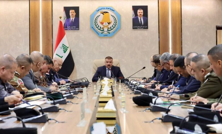 تطوير البنية التحتية الرقمية: وزير الداخلية العراقي يعزز أمن المعلومات وتداول البيانات