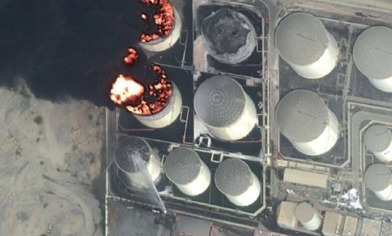 السيطرة على حريق منطقة النفط بالفجيرة بعد سقوط حطام صاروخ اعتراضي