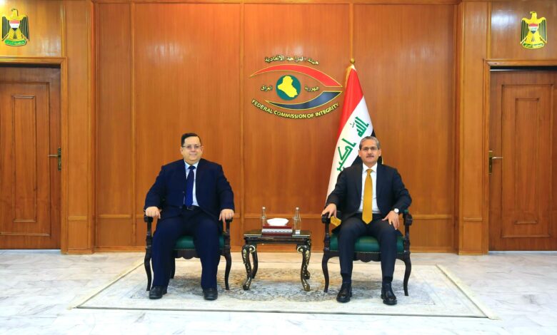 رئيس هيئة النزاهة العراقية يدعو لتعزيز التعاون الدولي لاسترداد الأموال المهربة