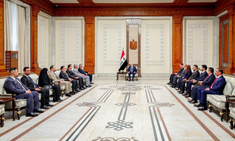 الرئيس آميدي يشدد على ضرورة سن قوانين تخدم المواطنين خلال لقائه وفد الحكمة
