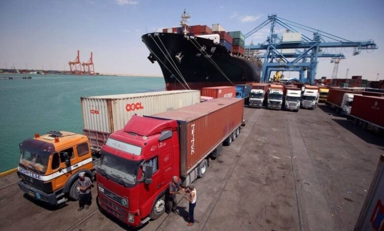 الجمارك العراقية تخطط لإنشاء موانئ جافة ومراكز لوجستية متطورة